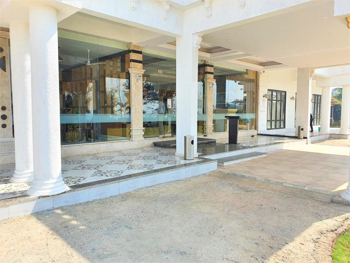 Vits Excellensea Karde Beach Dāpoli Exteriör bild
